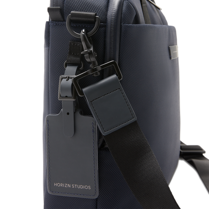 Midtown Briefcase Blau Detail - Horizn Studios