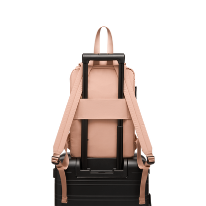 Chiado Rucksack Beige Rosa Trolley Rückseite - Wasserabweisend Vegan Ergonomisch - Horizn Studios