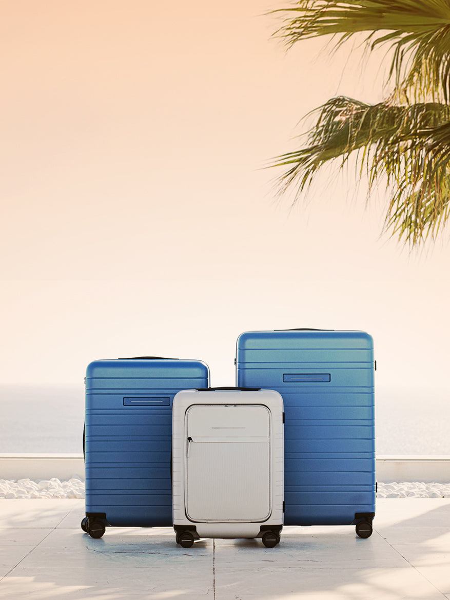 Coastal Blau Mockup Image - Horizn Studios