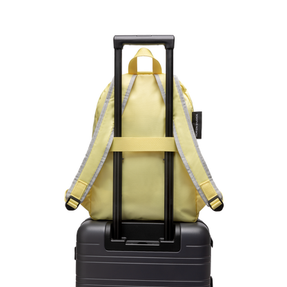 Daypack Medium Glossy Lemon Trolley Rückseite - Horizn Studios