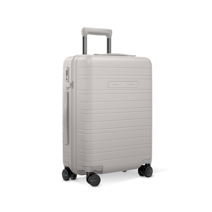 H5 Essential / Sand Grey / Premium Hard Shell / Cabin Size / Essential