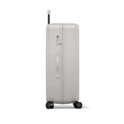 H7 Essential / Sand Grey / Premium Hard Shell / Check-In Size L / Essential