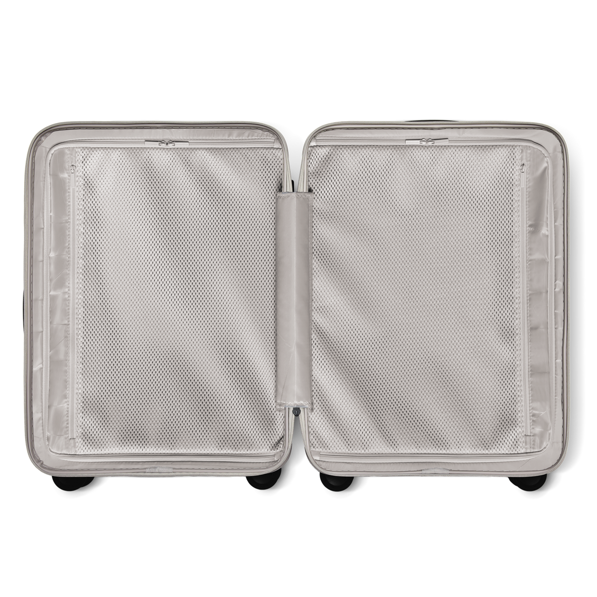 M5 Essential / Sand Grey / Premium Multi Shell / Cabin Size with Front Pocket / Essential