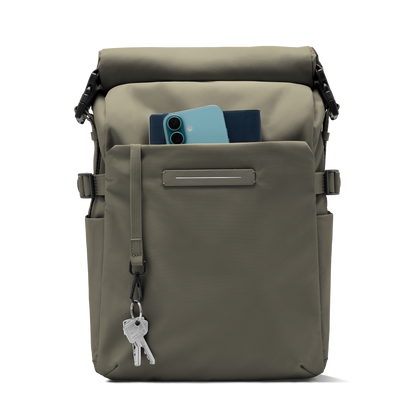 Shibuya Rolltop Rucksack Grün Fronttasche - Wasserabweisend Vegan Ergonomisch - Horizn Studios