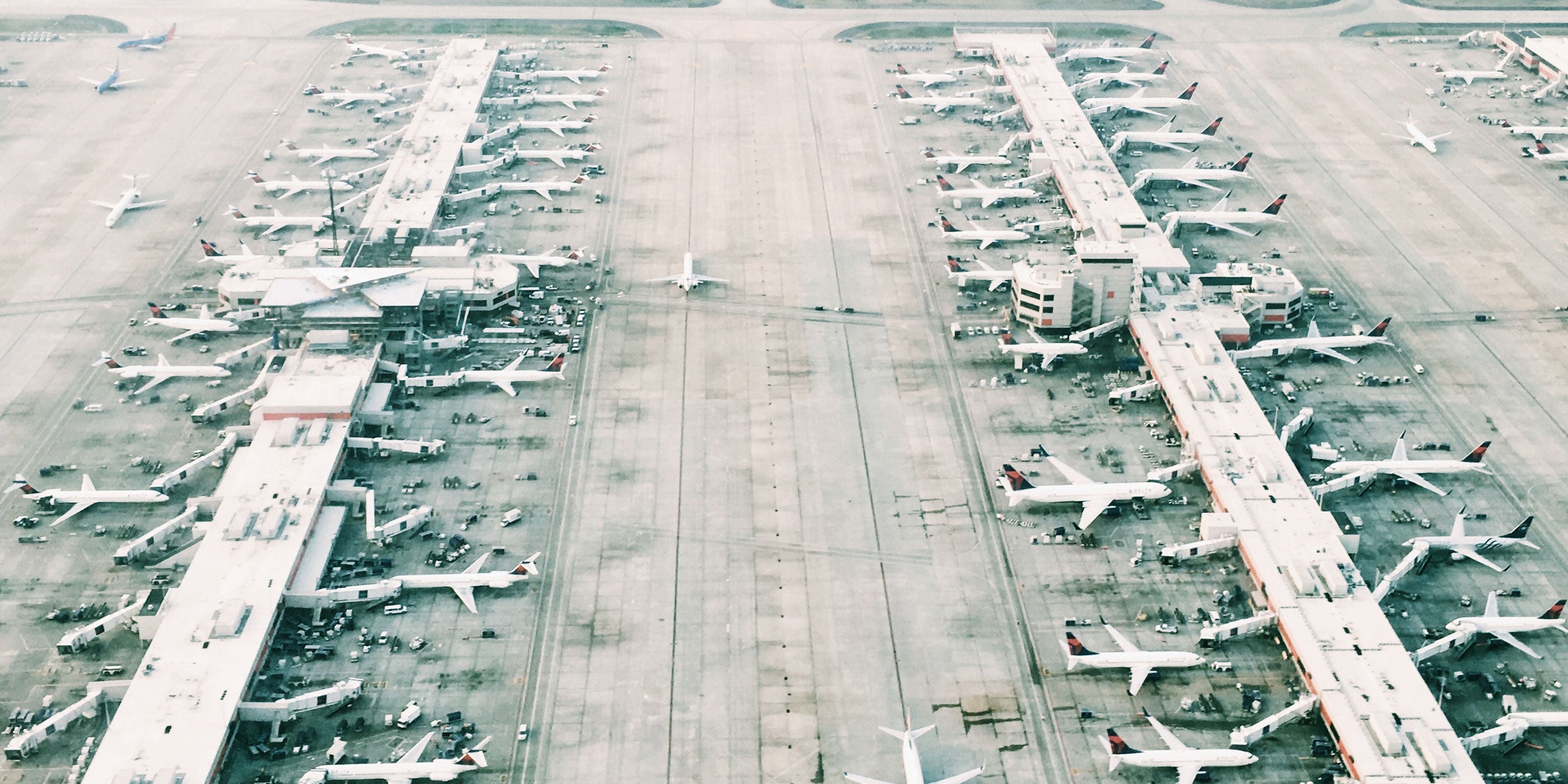 Article Airports London Travel Trolley - Horizn Studios