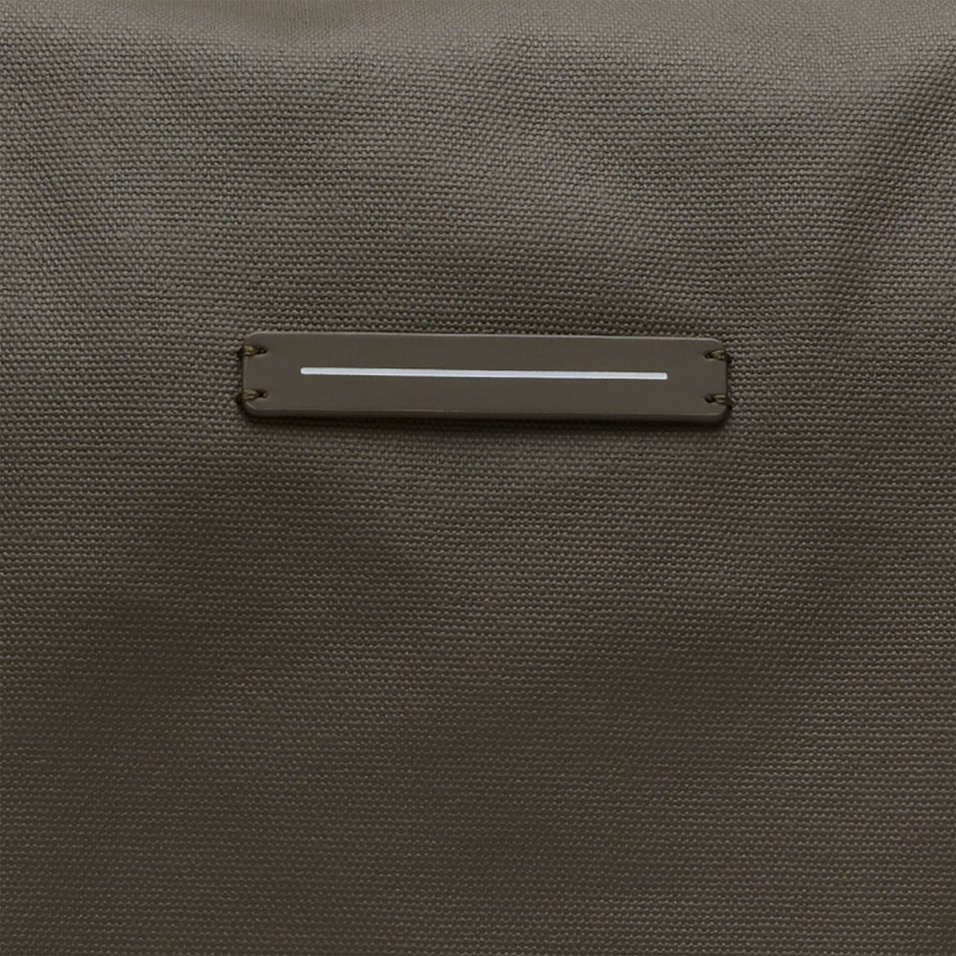 Weekender Grün Details - Horizn Studios