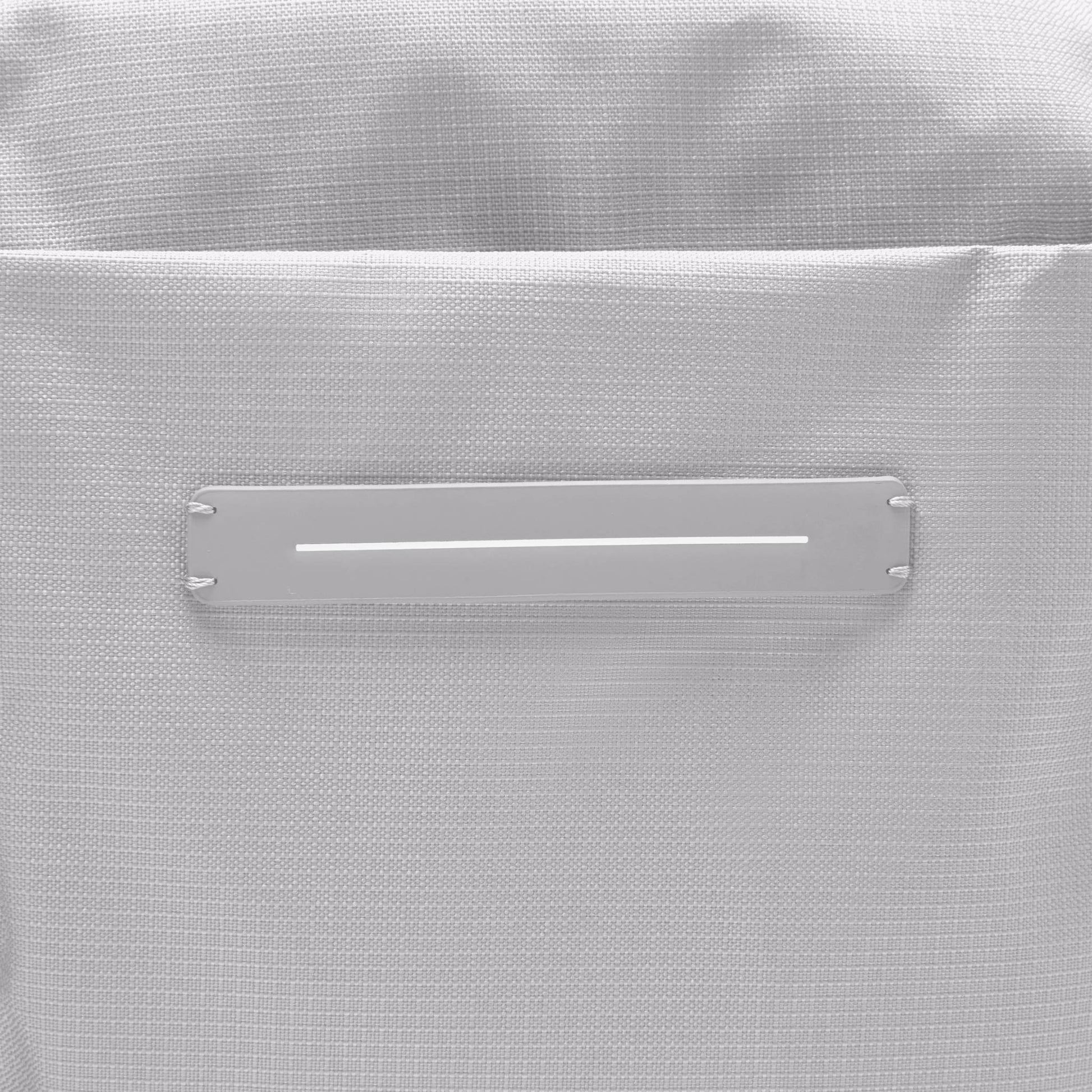 Shibuya Weekender Light Quartz Grau Close Material - Horizn Studios