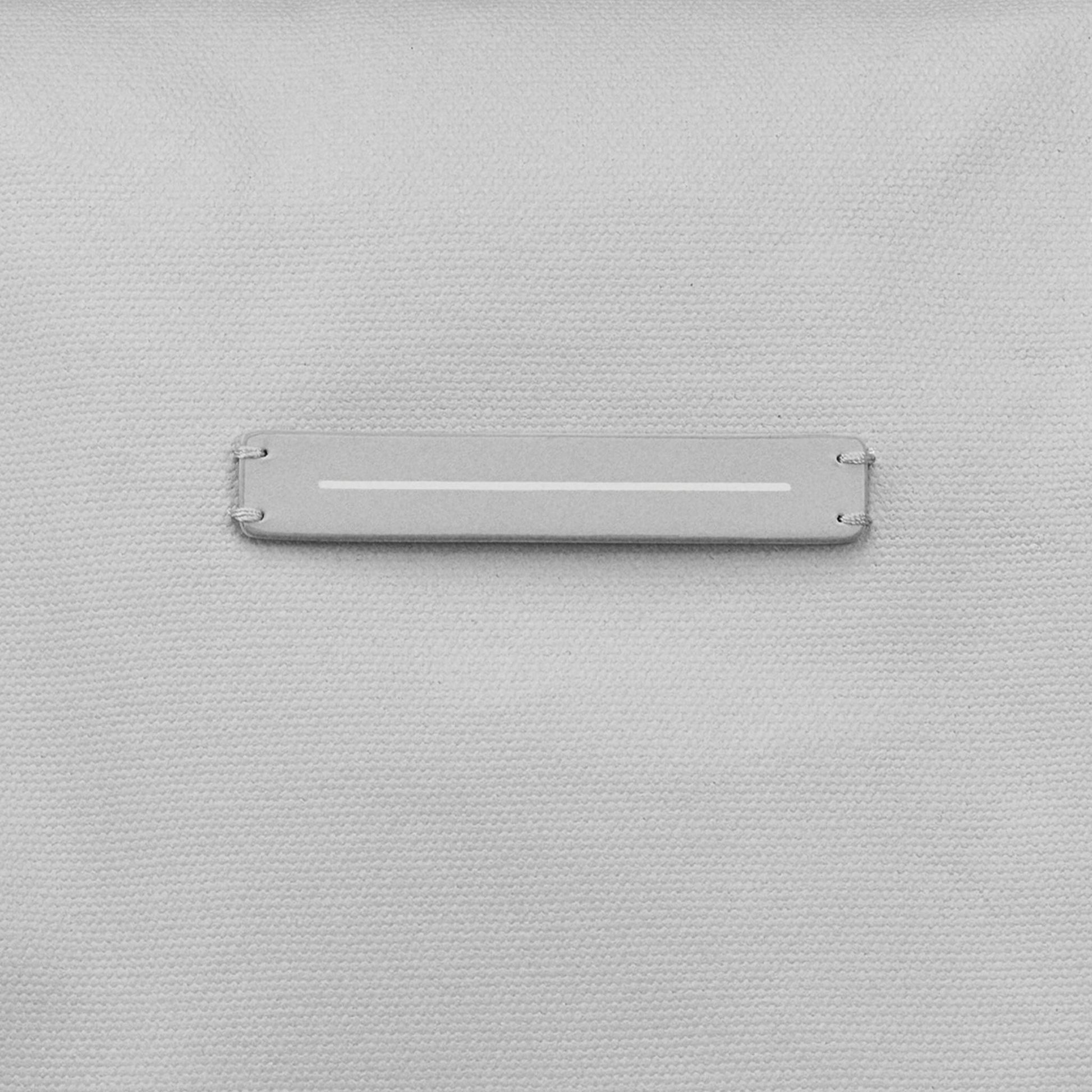 Sofo Weekender Light Quartz Grau Material - Horizn Studios